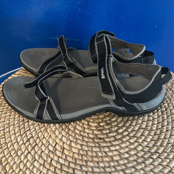 Women’s Tiva Black Velcro Strap Active Sport Hiking Water Sandals Size 10 - Picture 3 of 6